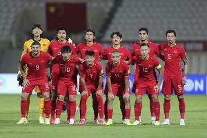 记者：国足集训每天补贴1000，战胜越南的主力球员奖金税后近20万