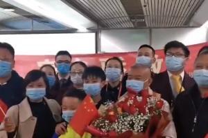 张琳艳回家乡亲朋好友迎接 父亲：准备好女儿最爱吃的江油肥肠