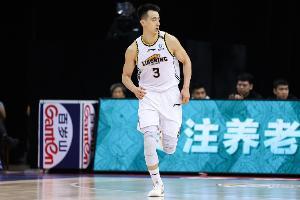 赵继伟：这两场比赛我负很大的责任 三场球对我们来说问题不大