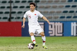 媒体人：池忠国因伤在健身房独自训练 国足12日将再战亚泰