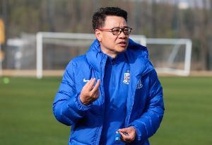 东体：申花减员会避免&ldquo;一刀切&rdquo;，保证契约精神与球员商谈
