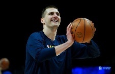 【直播吧评选】3月29日NBA最佳球员：约基奇