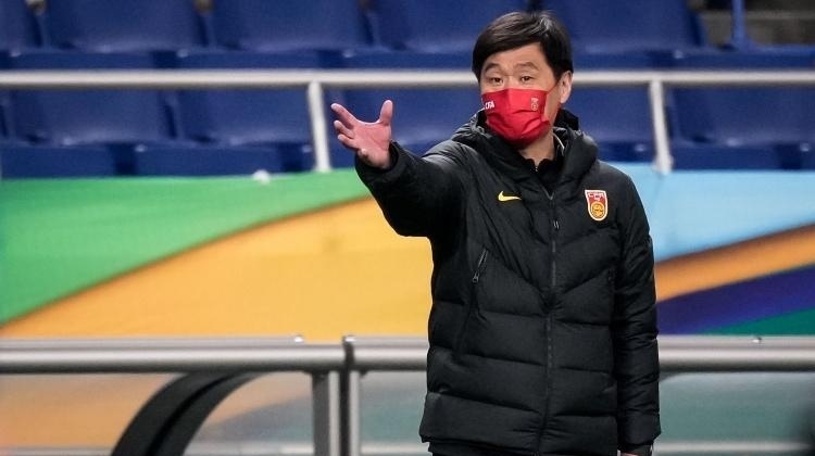 足协人士不清楚李霄鹏任期，记者：随意上课，未来也会随意下课