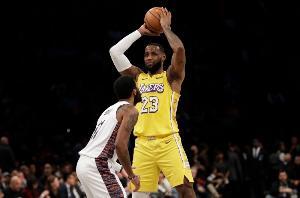 NBA在三月有9人次砍下50+ 詹姆斯和欧文各有2次