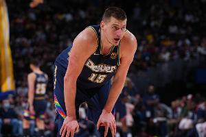 约基奇连续5场砍下至少35分12篮板 NBA历史继张伯伦后首人！