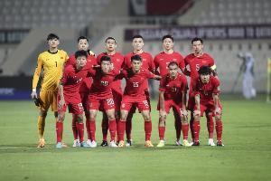 记者：去年韩国、西亚、东南亚联赛球队曾有意引进中国国脚