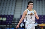 串联全队！赵继伟半场4投3中得到10分7助攻1抢断
