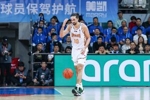 状态复苏！施韦德替补出战25分钟 19中7贡献20分10助攻